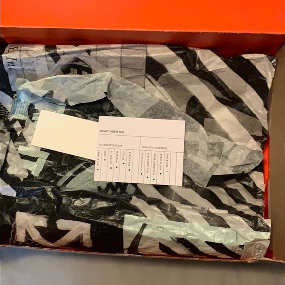 Nike Off White Vapormax Black - Picture 5 of 8